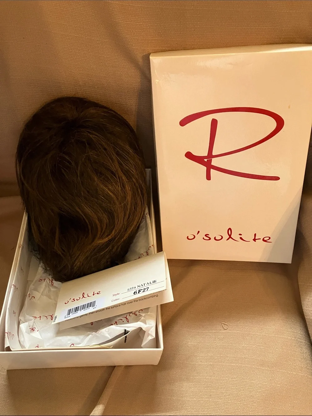 Short Layered Wig in Warm Brown (6F27)